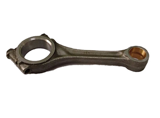 Deutz FL912 engine connecting rod